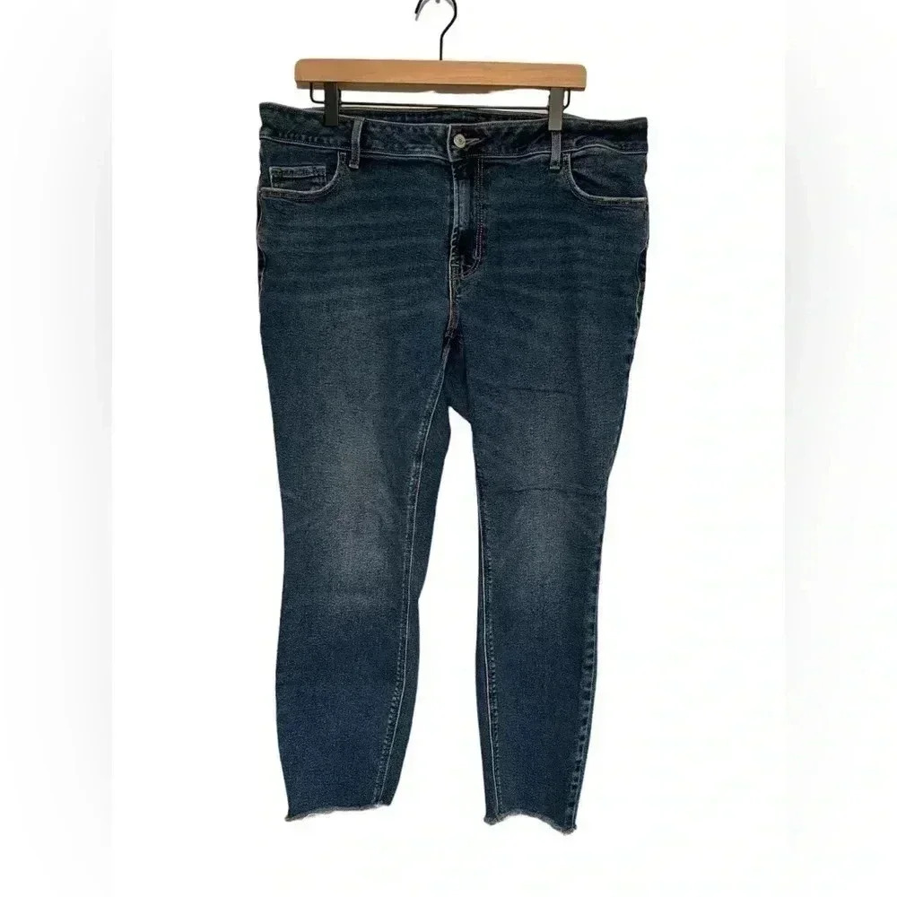 Old Navy Women's Mid Rise Rockstar Super Skinny Jeans Plus Size 20